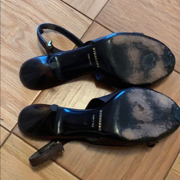 Authentic Burberry woman’s sling back heels - Picture 3 of 6